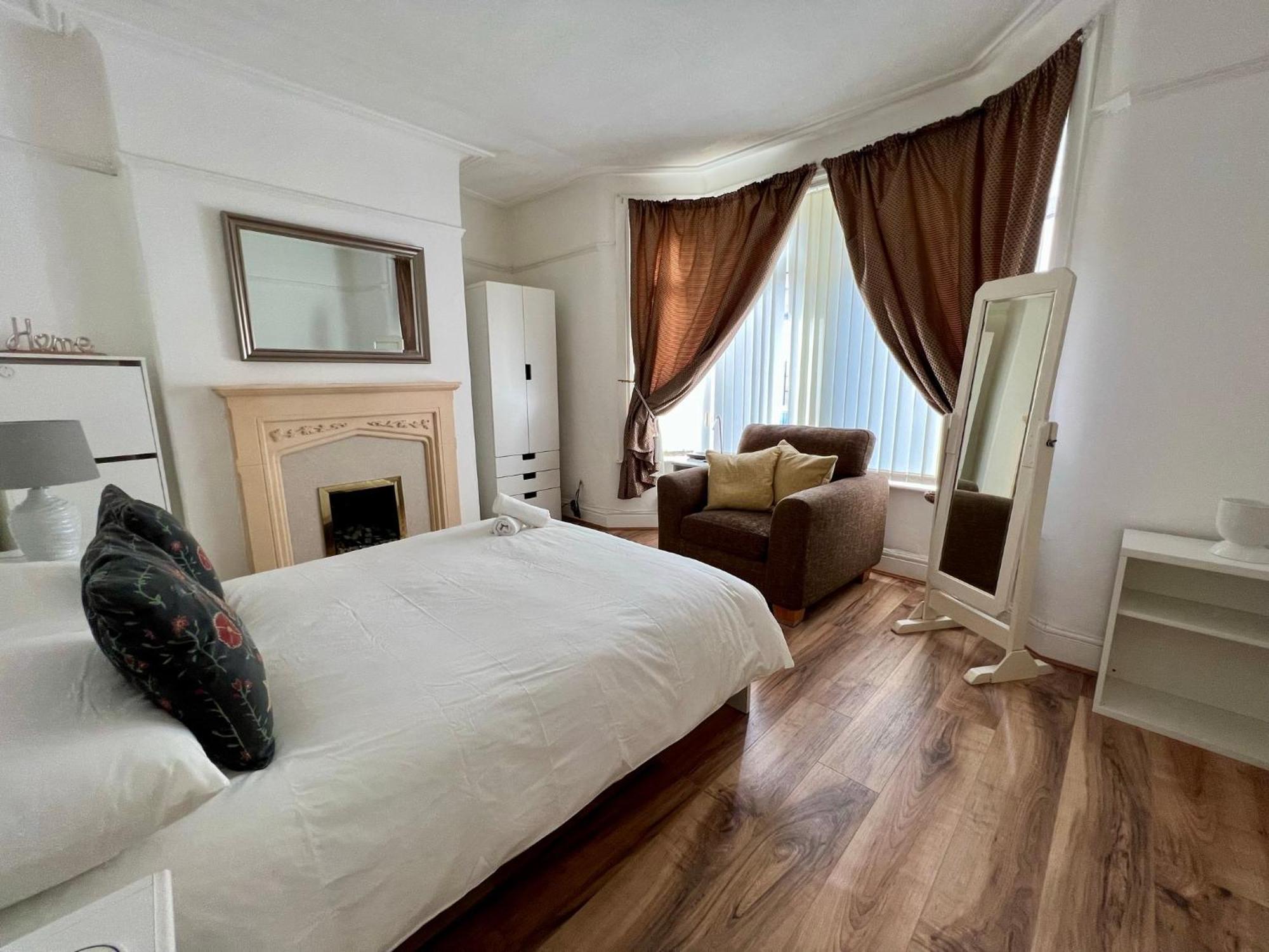 2025 Award Winner Liverpool Ivy House - 4 Bedrooms Luaran gambar